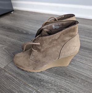White Mountain Ankle Booties